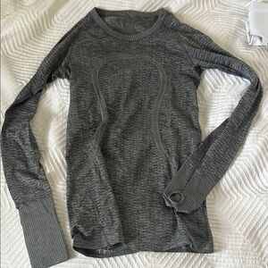 Lululemon Grey Swiftly Long Sleeve